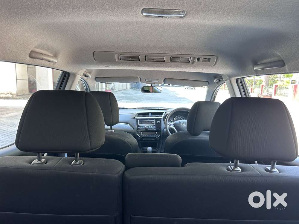 Honda Br-v Style Edition V Cvt, 2016, Petrol