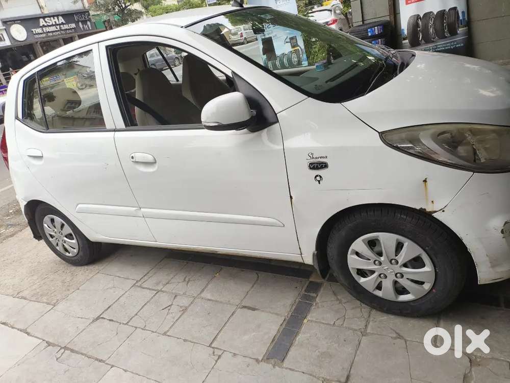 Hyundai I10 Sportz 2011
