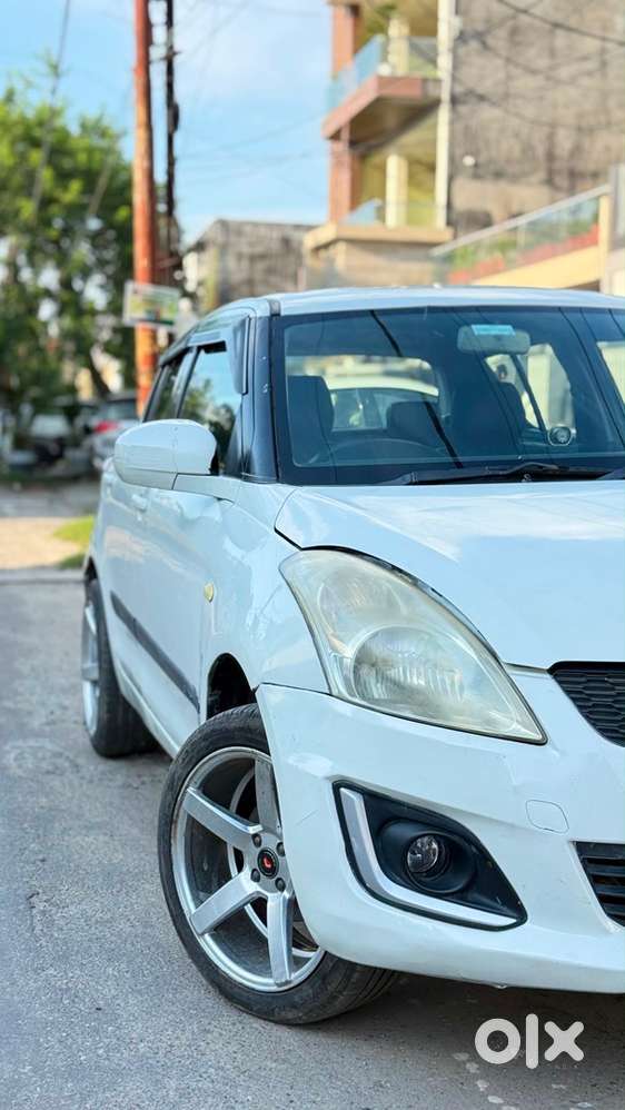 Maruti Suzuki Swift Petrol 2017