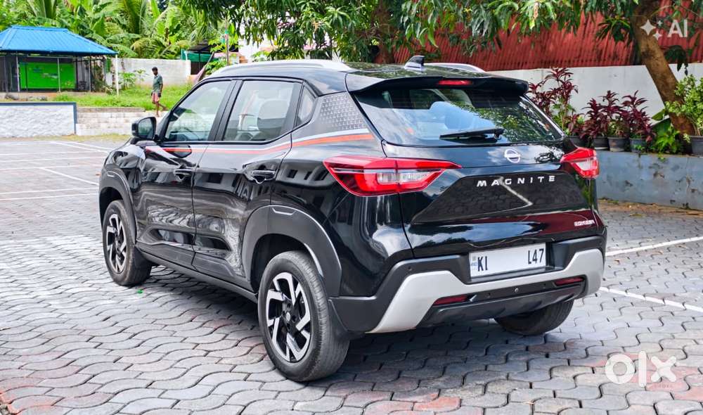 Nissan Magnite Kuro Edition Petrol Amt, 2024, Petrol