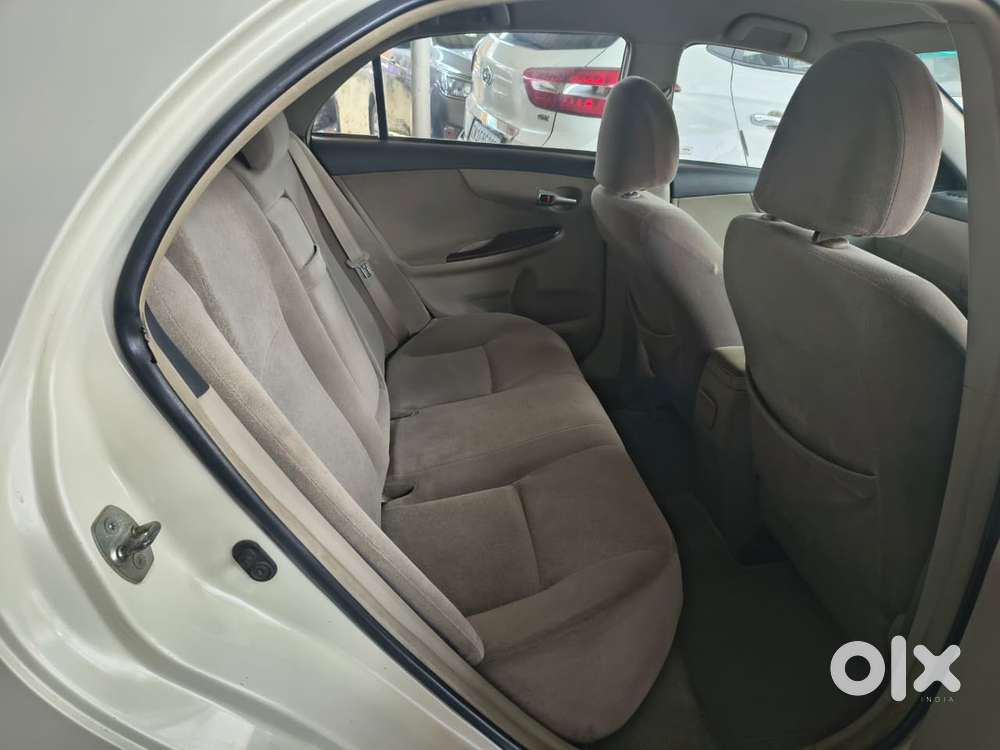 Toyota Corolla Altis, 2013, Petrol