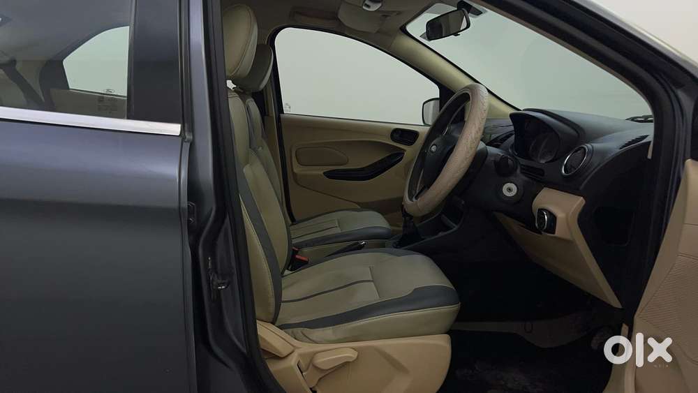 Ford Figo Aspire Titanium, 2017, Petrol