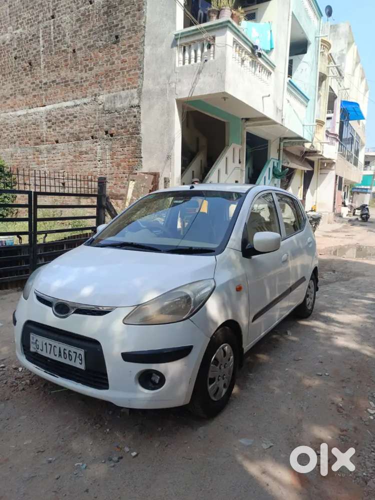 Hyundai I10 Sportz 2010 Car