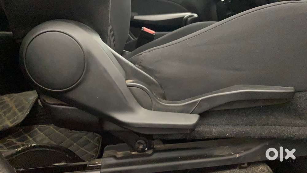 Maruti Suzuki Swift Amt Zxi Plus, 2022, Petrol