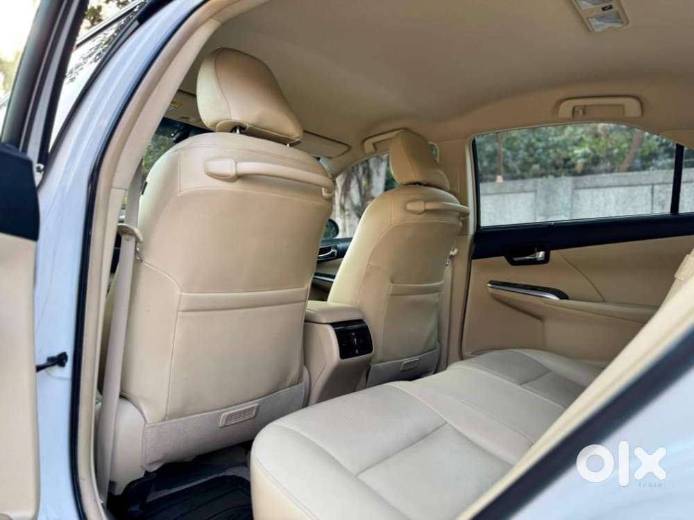 Toyota Camry Hybrid, 2017, Petrol