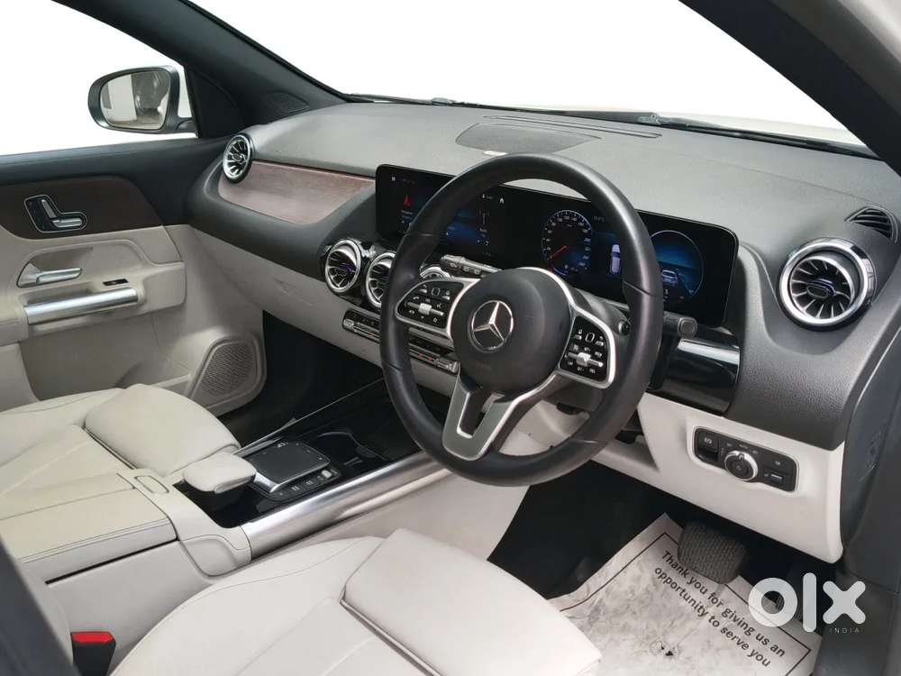 Mercedes-Benz GLA Class 200, 2023, Petrol