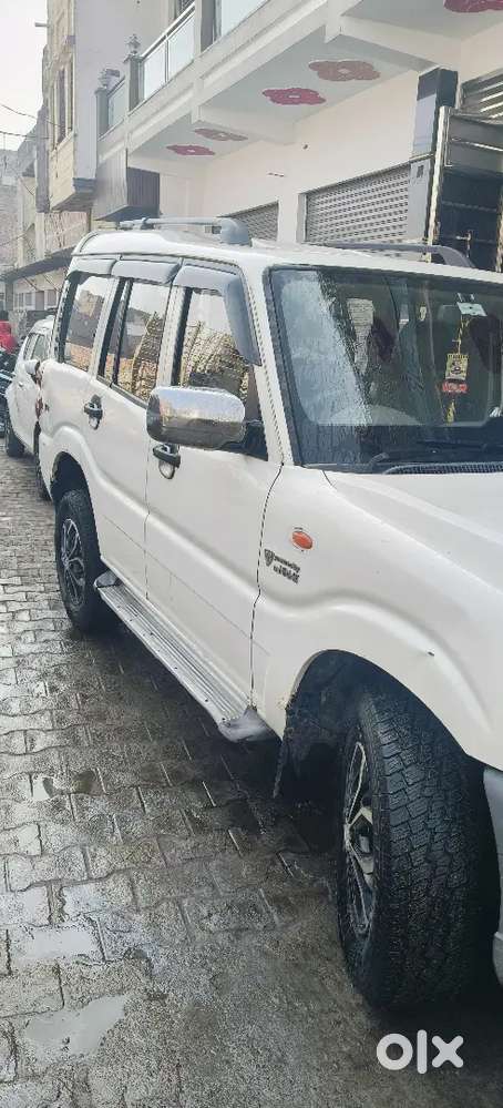 Mahindra Scorpio Getaway 10 Diesel