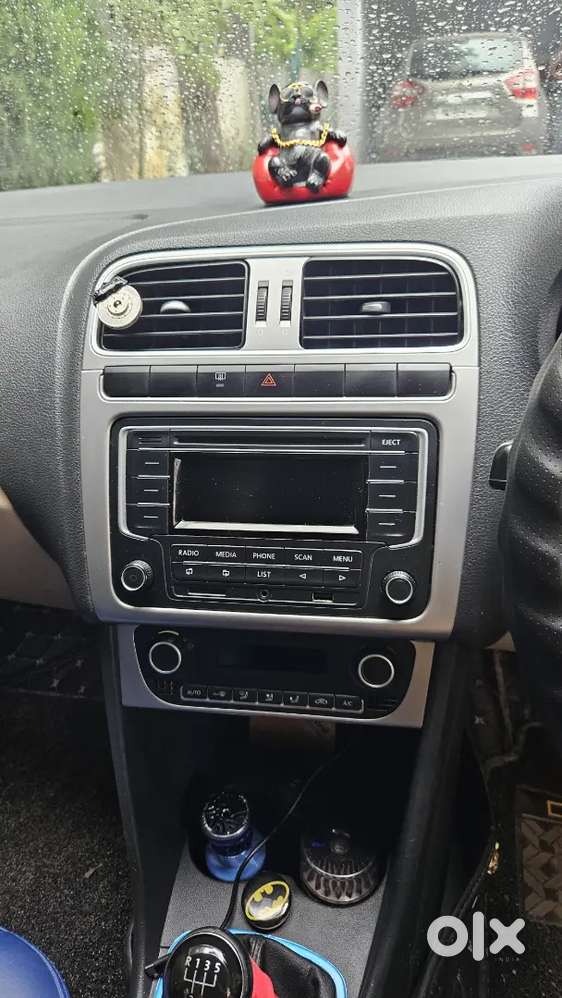 Volkswagen Polo Highline 2015 Manual Petrol