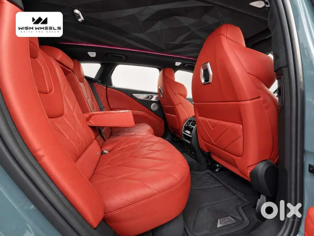 Bmw Xm, 2024
