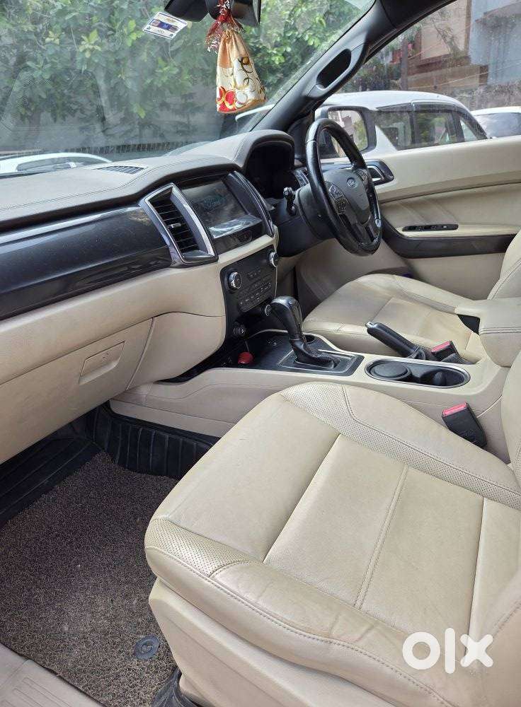 Ford Endeavour 2.2 Titanium At 4x2, 2016, Diesel