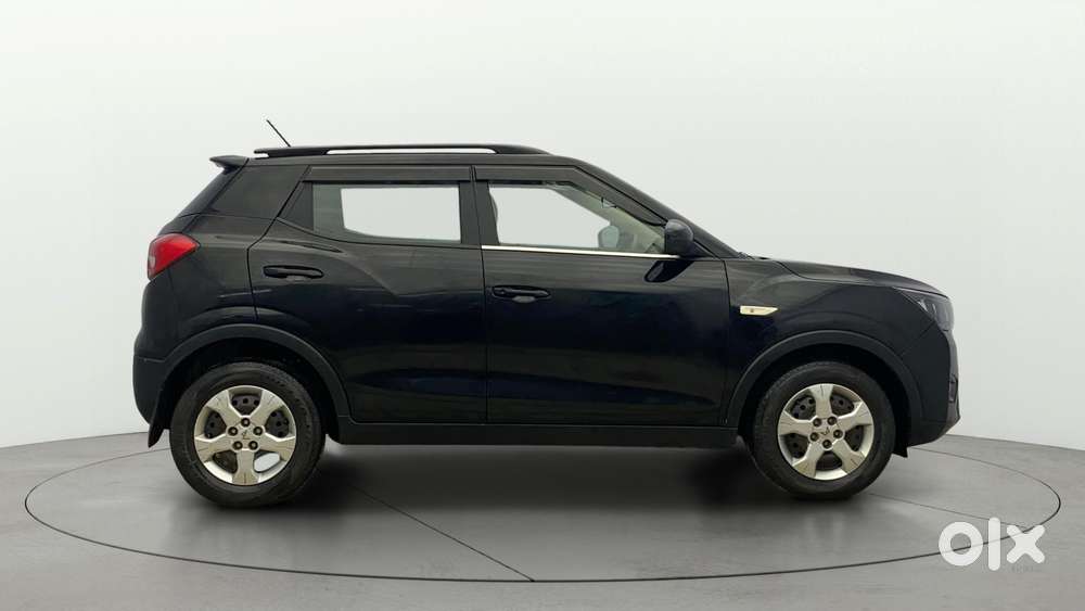 Mahindra Xuv300 W6, 2023, Petrol