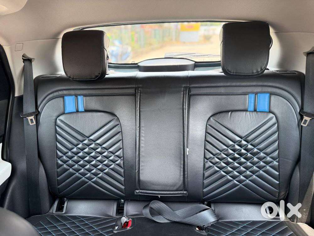 Tata Punch Creative Dual Tone Mt Sunroof, 2023, Diesel