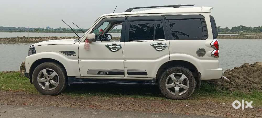 Scorpio S 11 Bs 6 Life Time Tax