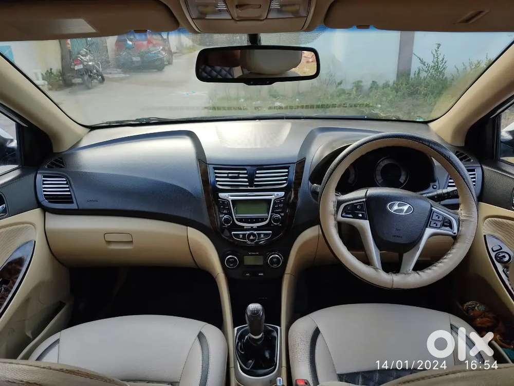 Hyundai Fluidic Verna 2012 Petrol 170000 Km Driven