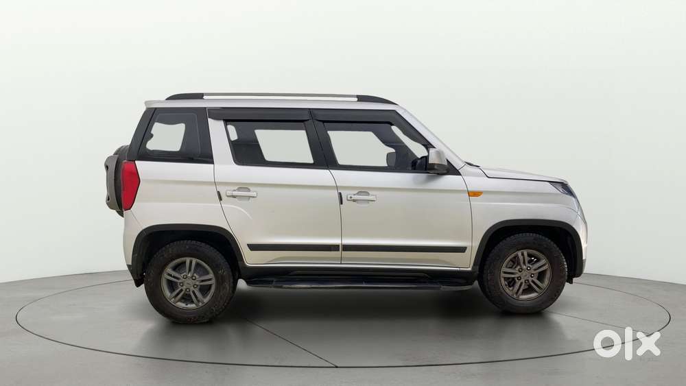 Mahindra Tuv 300 T10, 2019, Diesel