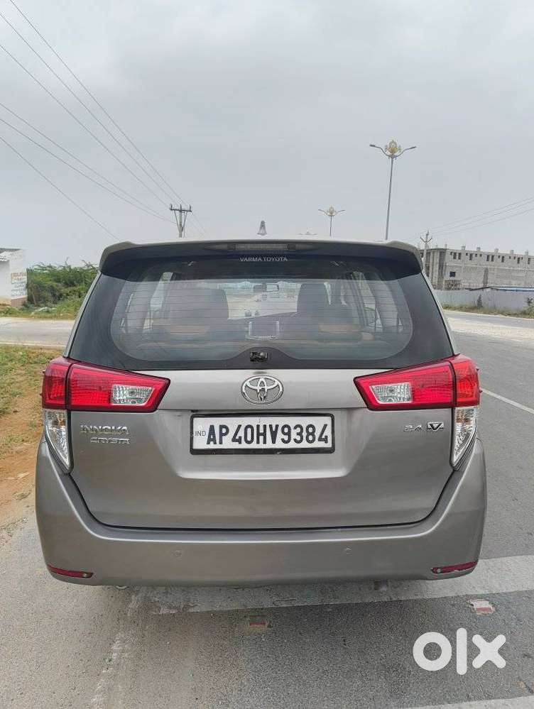 Toyota Innova Crysta 2.4 V, 2018, Diesel