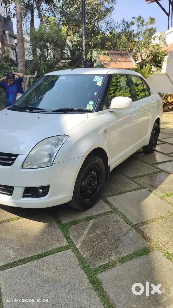 Maruti Suzuki Dzire 2010 Petrol 106000 Km Driven