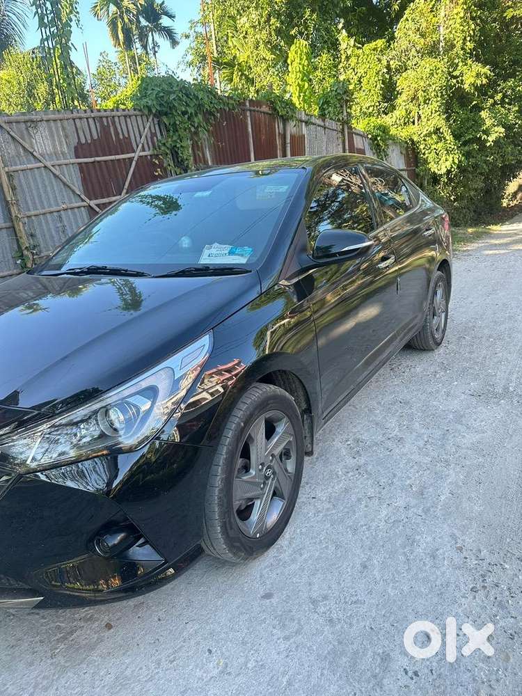Hyundai Petrol Manual 2020 Km Driven