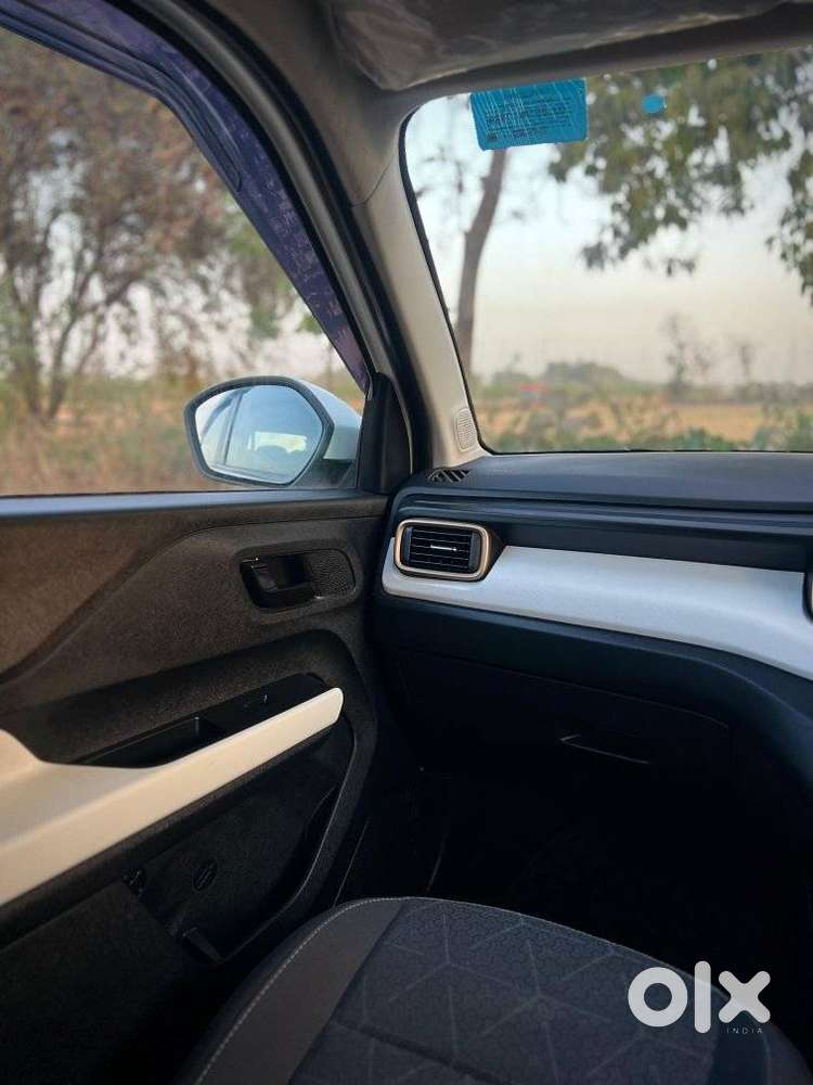 Tata Punch 1.2 Revotron Accomplished Camo Edition, 2022, Petrol