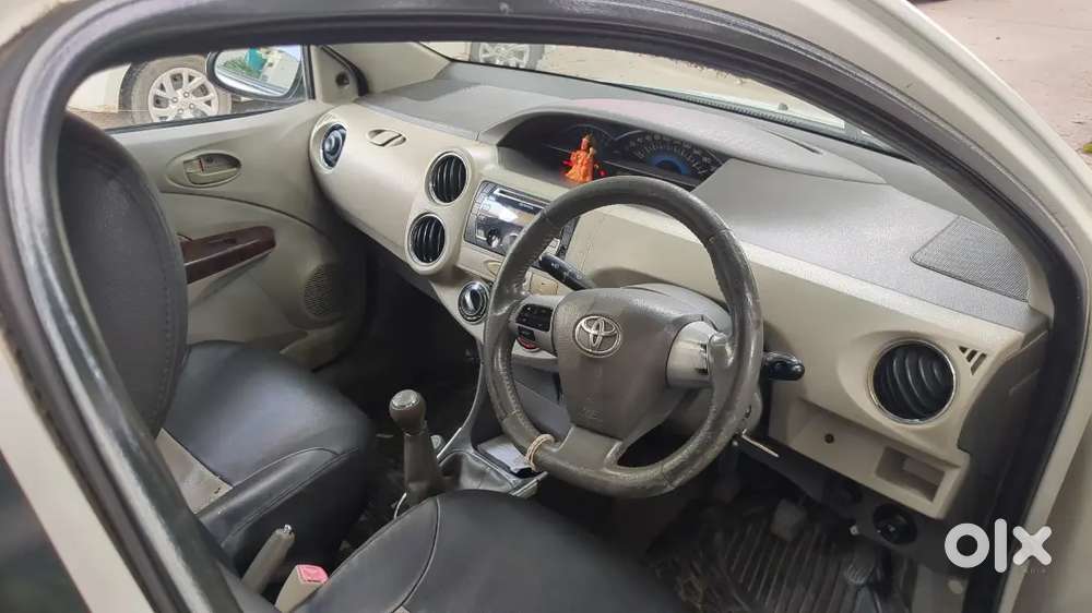 Toyota Etios 2013 Manual Petrol