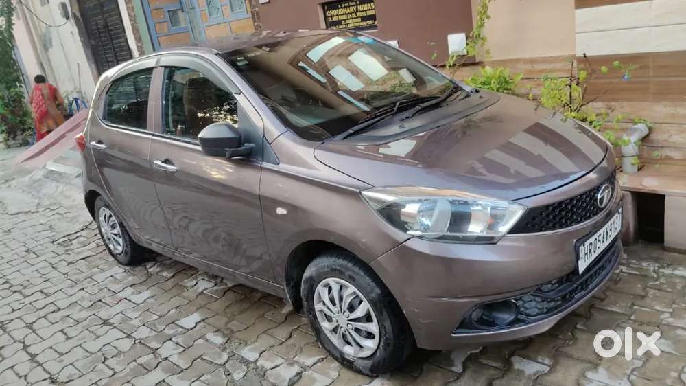 Tata Tiago 2017 Model Cng
Hr05 Number