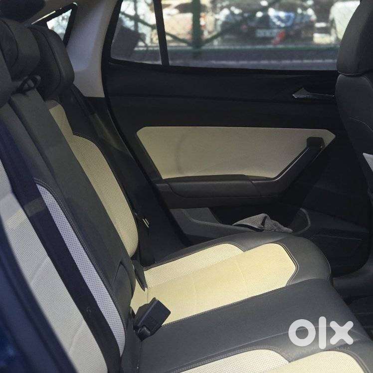 Skoda Slavia, 2023, Petrol