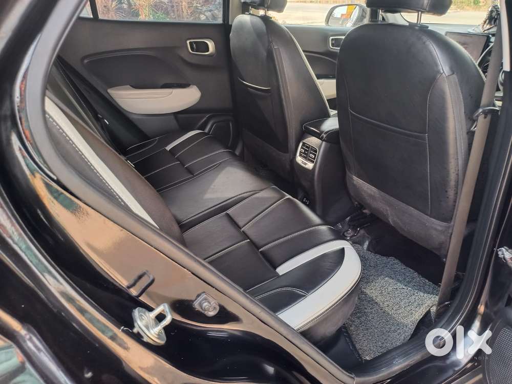 Hyundai Venue Sx (o) Mt 1.5 Diesel, 2024, Diesel