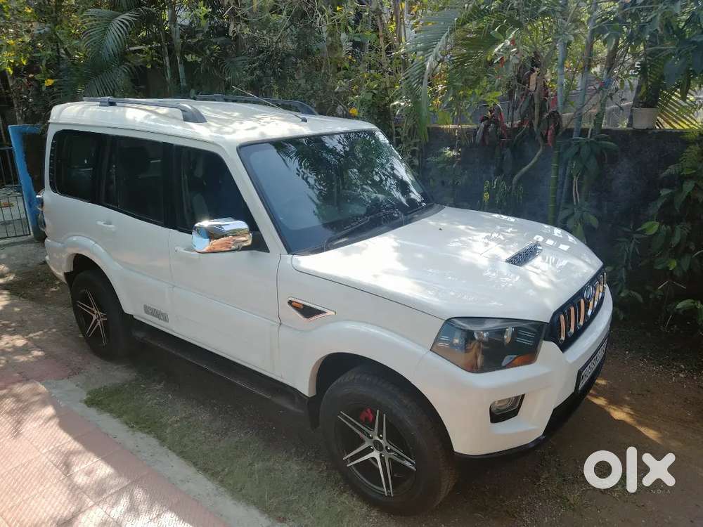 Mahindra Scorpio Classic 2015