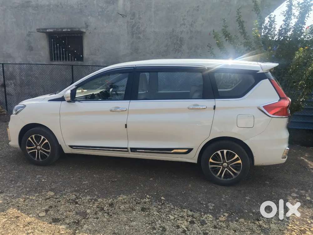Maruti Suzuki Ertiga 2024 Cng & Hybrids 52000 Km Driven