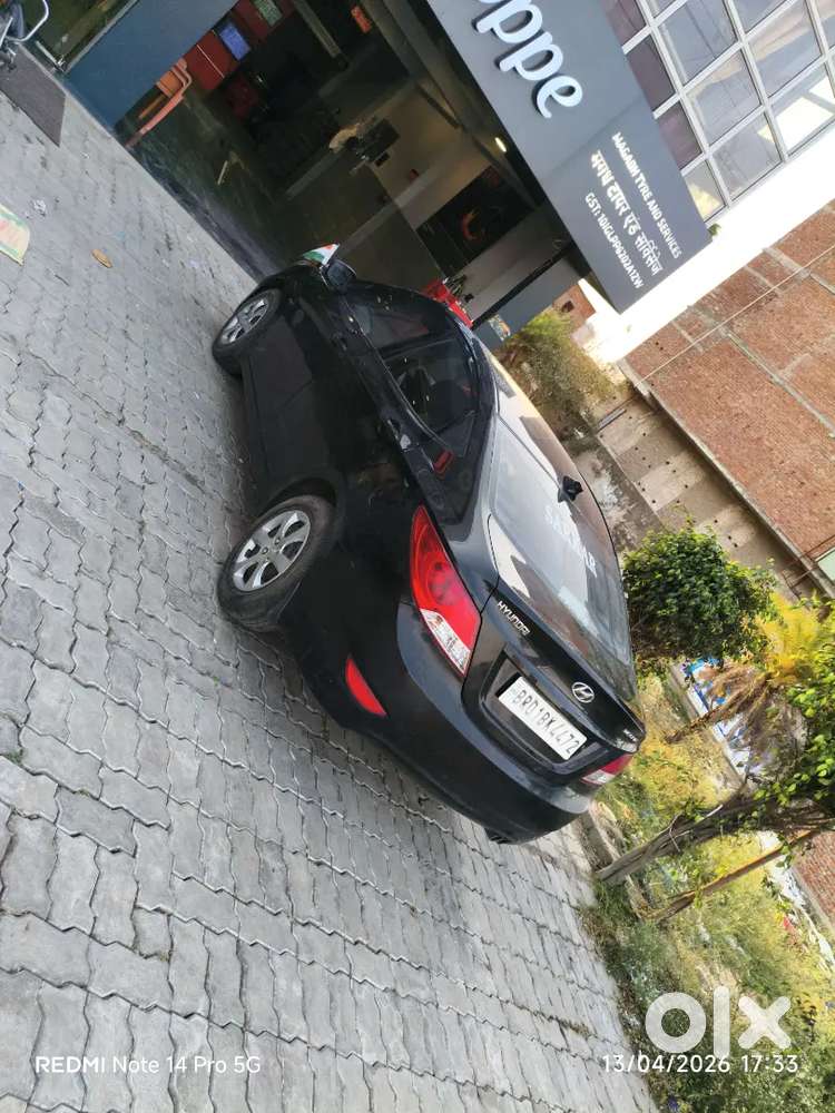 Hyundai Verna 2012 Petrol Well Maintained
