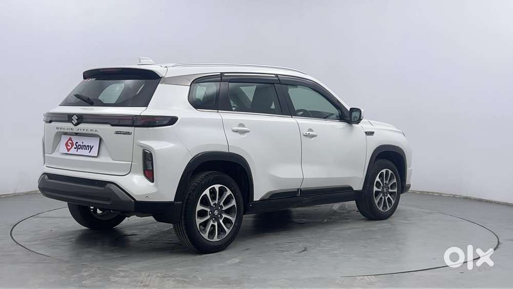 Maruti Suzuki Grand Vitara 1.5 Alpha Plus Intelligent Hybrid Ecvt, 2..