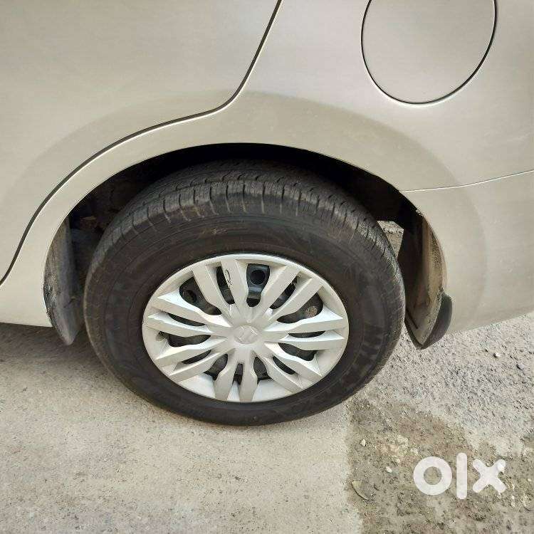 Maruti Suzuki Dzire Vdi Amt, 2017, Diesel