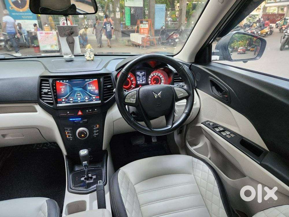Mahindra Xuv300 1.2 W6 Amt Petrol, 2023, Petrol