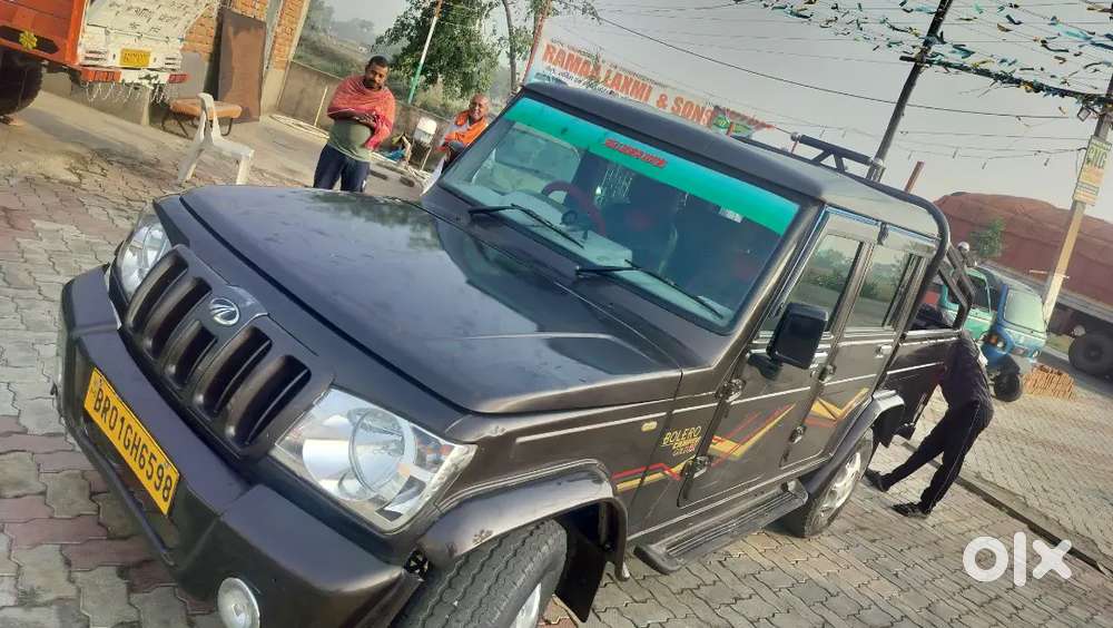 Mahindra Bolero Camper Gold