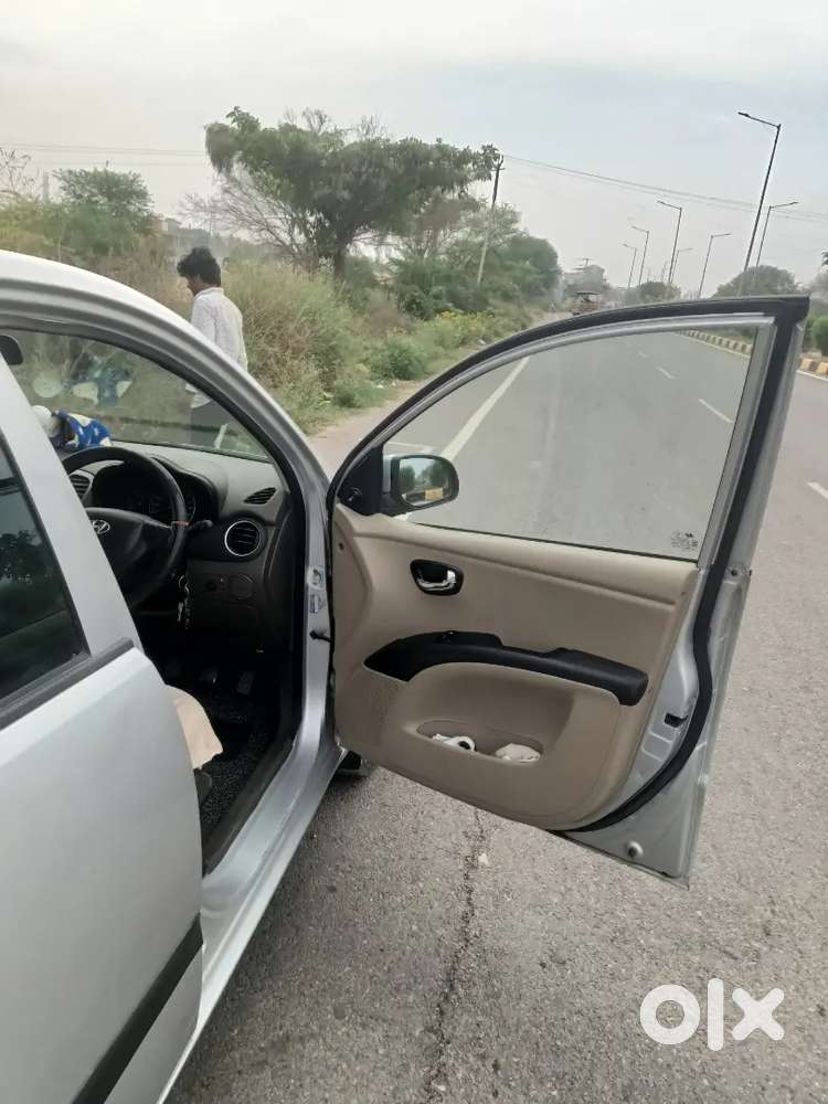 New Condition New Tayer New Battery Amron 23 Month Warranty Card