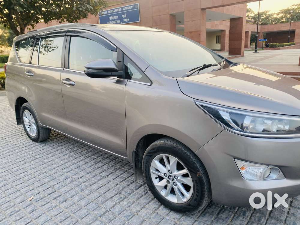 Toyota Innova Crysta 2.4 G Mt, 2018, Diesel