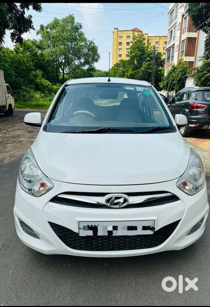 Hyundai I10 Sportz, 2017, Petrol