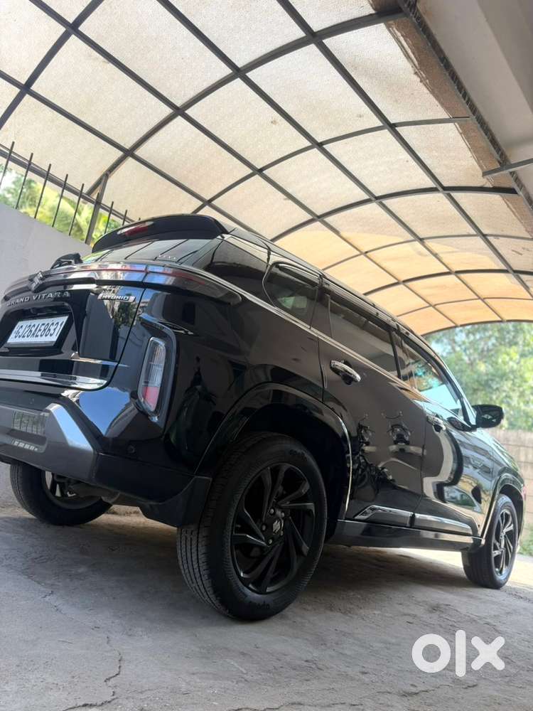 Maruti Suzuki Grand Vitara Strong Hybrid Zeta Optional 9 Months Old
