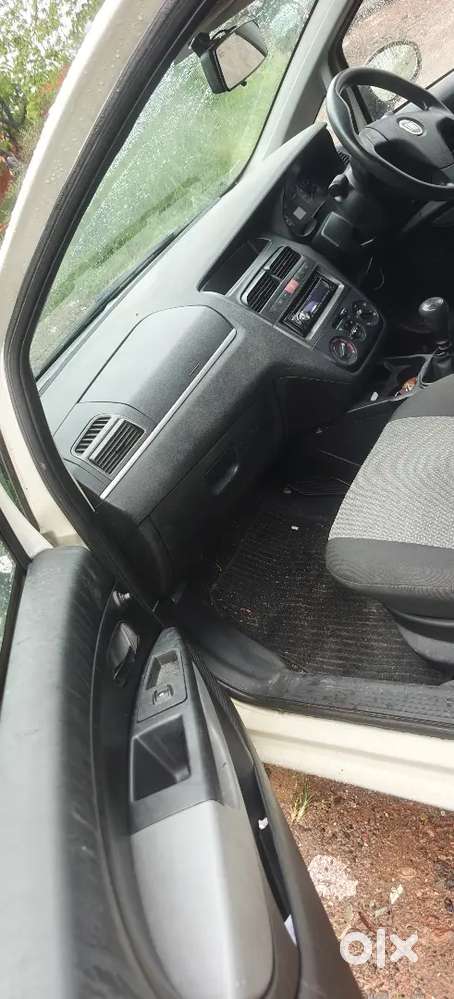 Fiat Punto 2011 New Papers