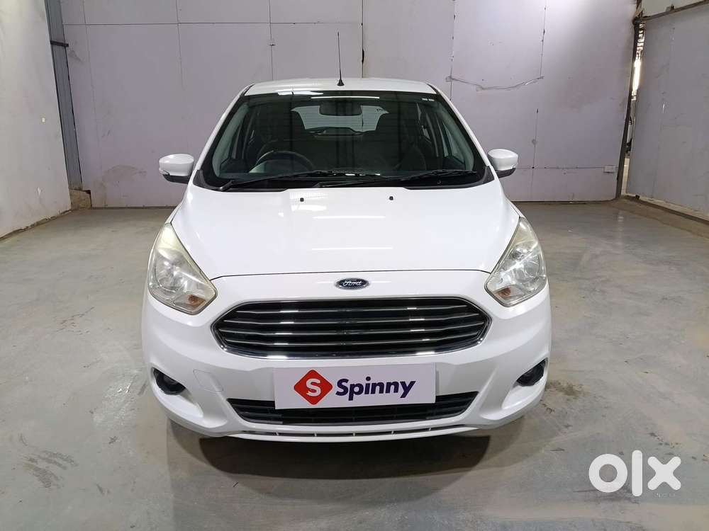 Ford Figo Titanium, 2016, Petrol