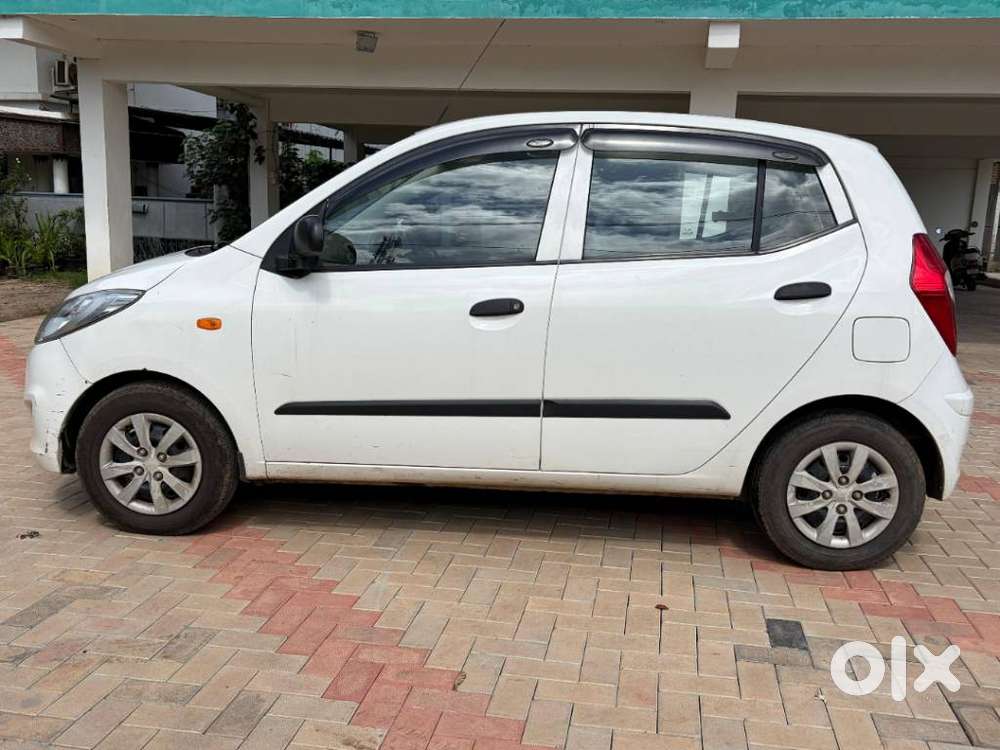 Hyundai I10 Magna O, 2015, Petrol