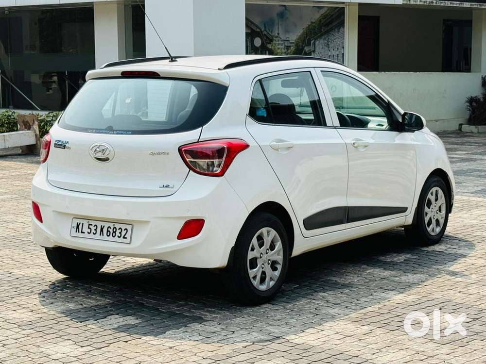 Hyundai I10 Sportz Petrol 2nd 2016