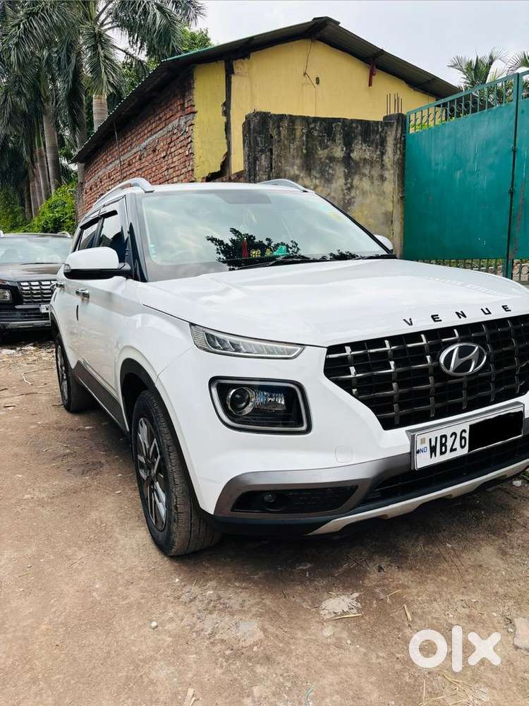 Hyundai Venue 2022 Diesel Well Maintained