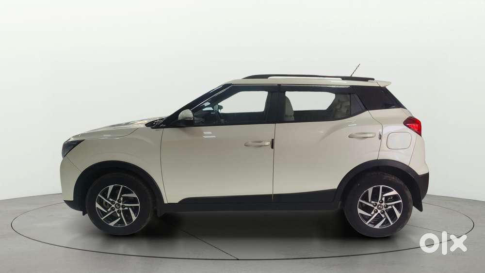 Mahindra Xuv300 W8 Option Diesel, 2023, Diesel