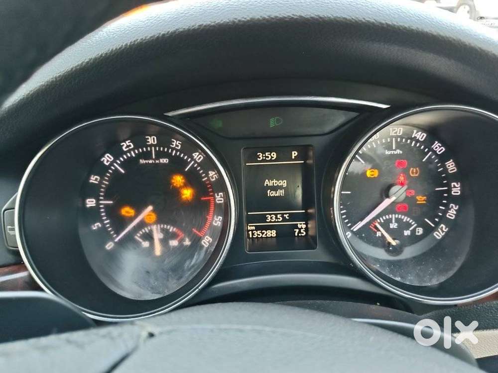 Skoda Superb Elegance Tdi 2.0 At, 2010, Diesel