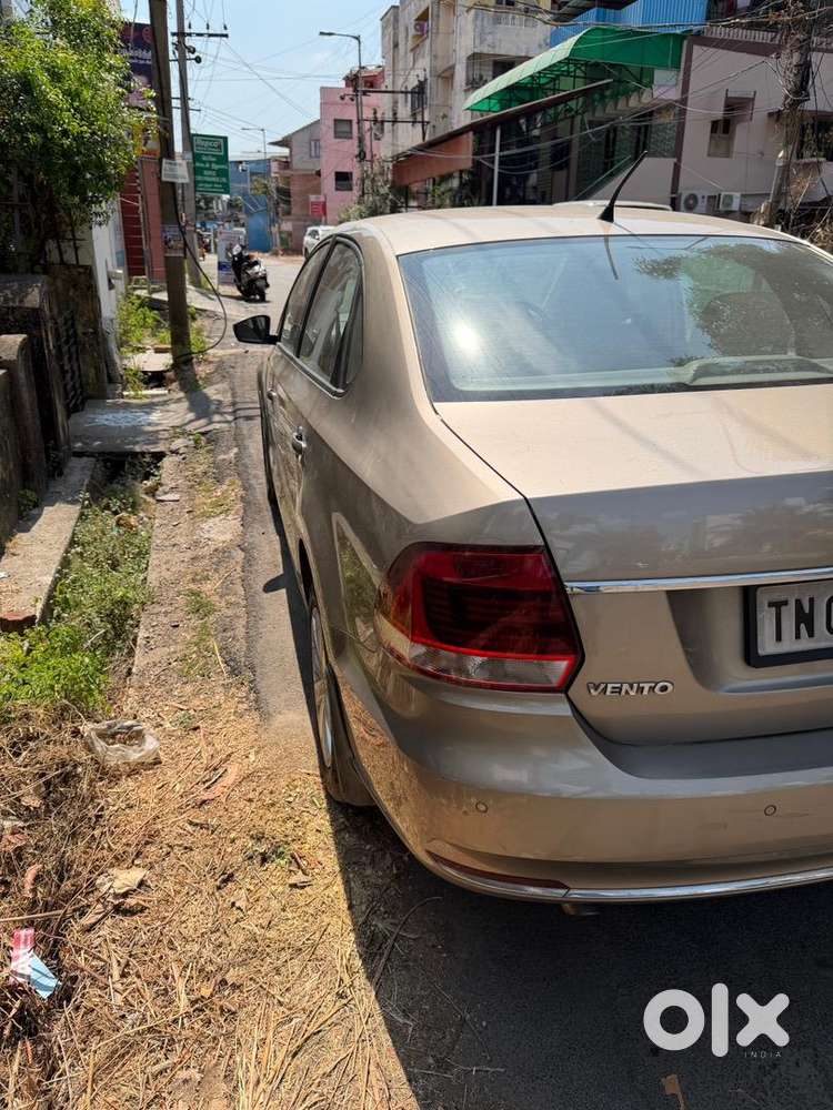 Volkswagen Diesel At Car 2016 Year