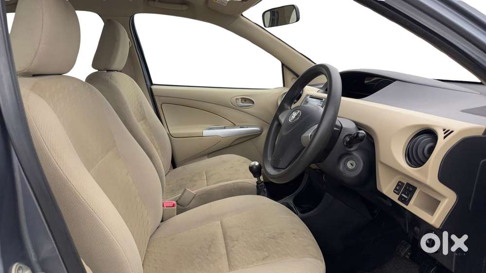 Toyota Etios Liva 1.2 V, 2018, Petrol