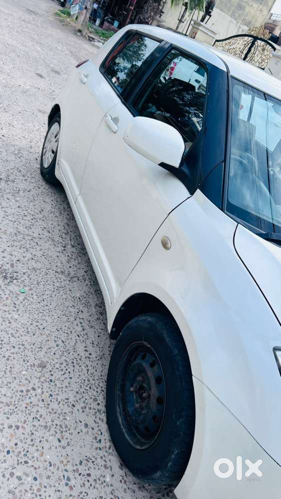 Maruti Suzuki Swift 2010
