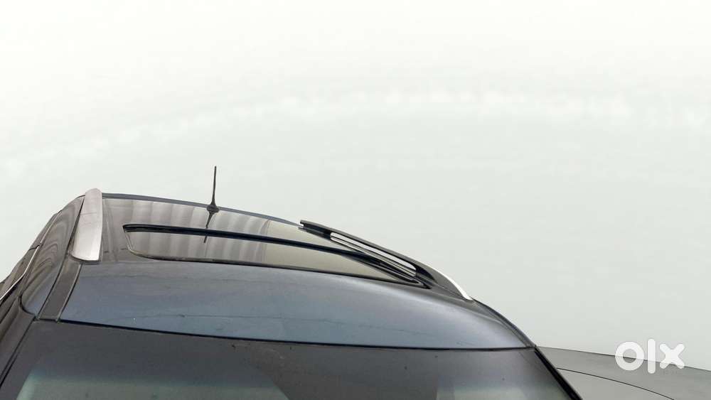 Mahindra Xuv300 W8 Option, 2020, Petrol