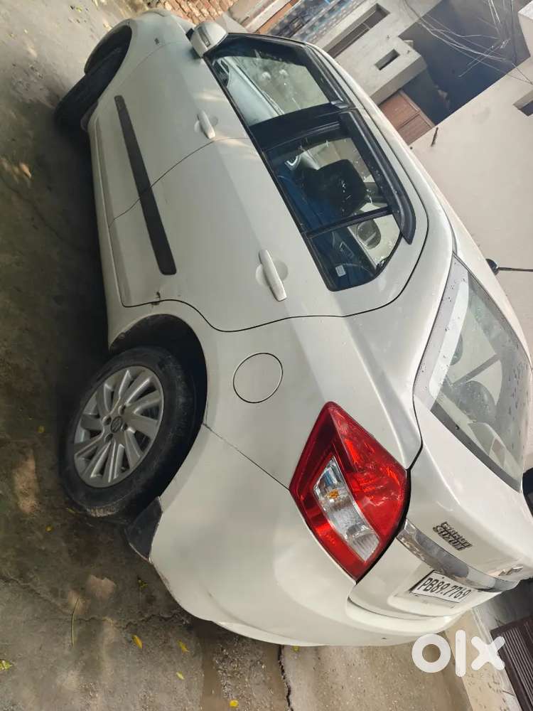 Maruti Suzuki Dzire 2015 Diesel Well Maintained